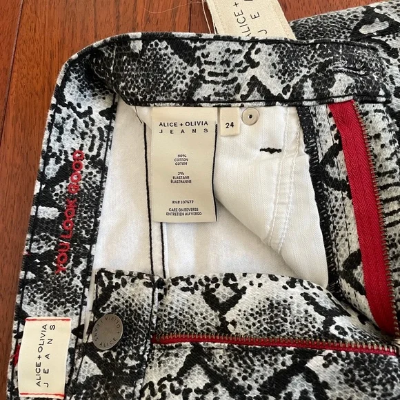 Alice & Olivia Jeans NEW Good High Rise Skinny Crop Black & White Snake Print 24 - Picture 5 of 8